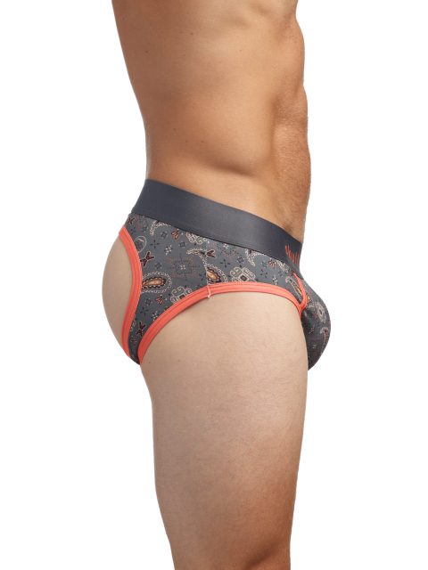 Skull Bones Underwear Trim Pittsburgh1   SkullNYC 067 480x640 